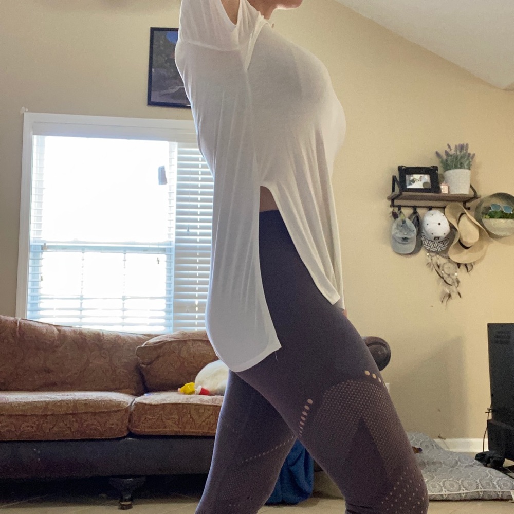 Cut out front solid white tee